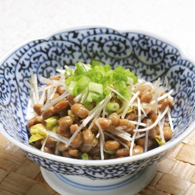 津軽平野のそばもやし納豆和え